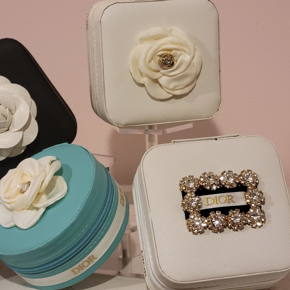 CHOICE OF 1 Jewelry box wrapped with Authentic ribbon - Picture 5 of 7